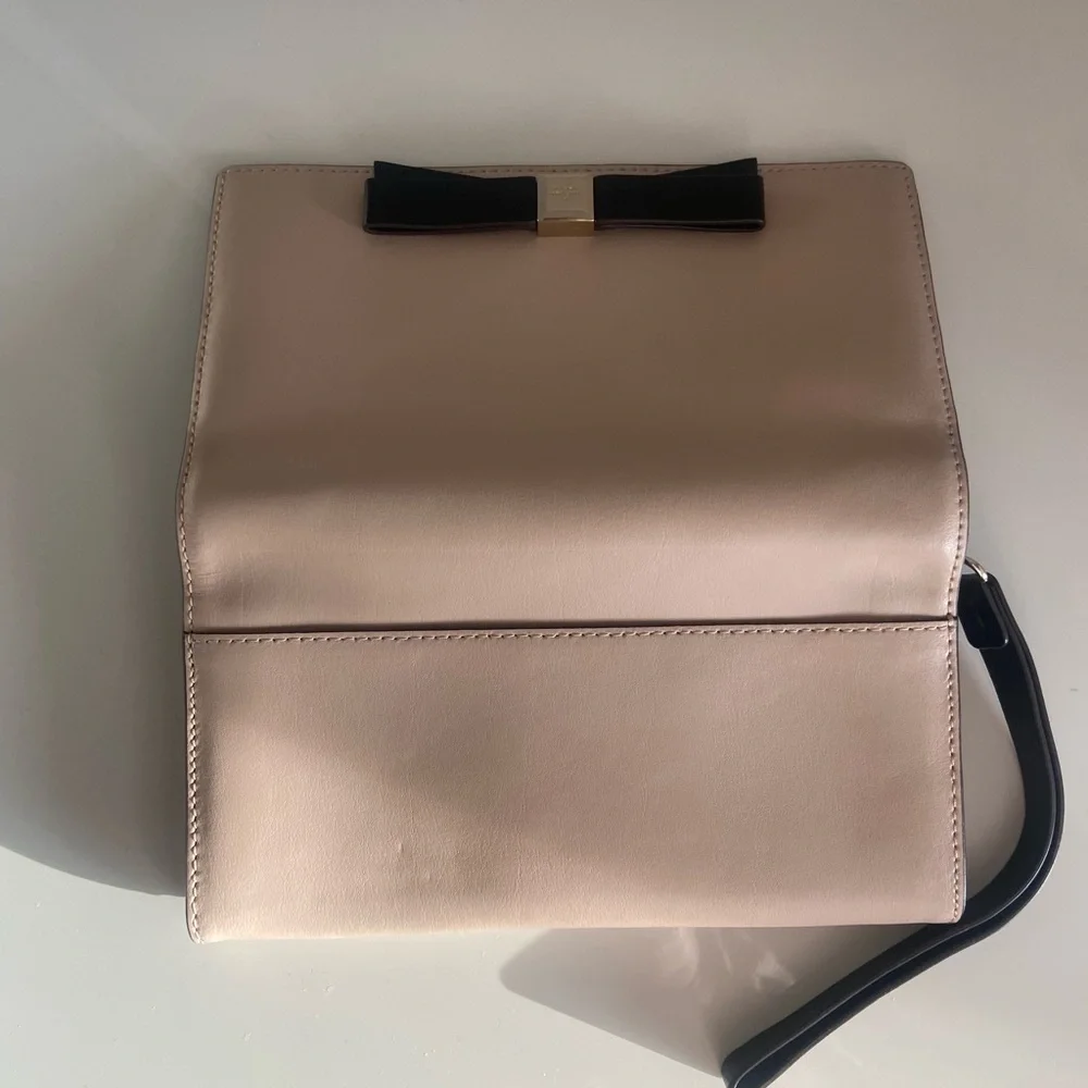 NWOT Kate Spade Leather Linney Hancock Park Large Wallet Wristlet WLRU2225